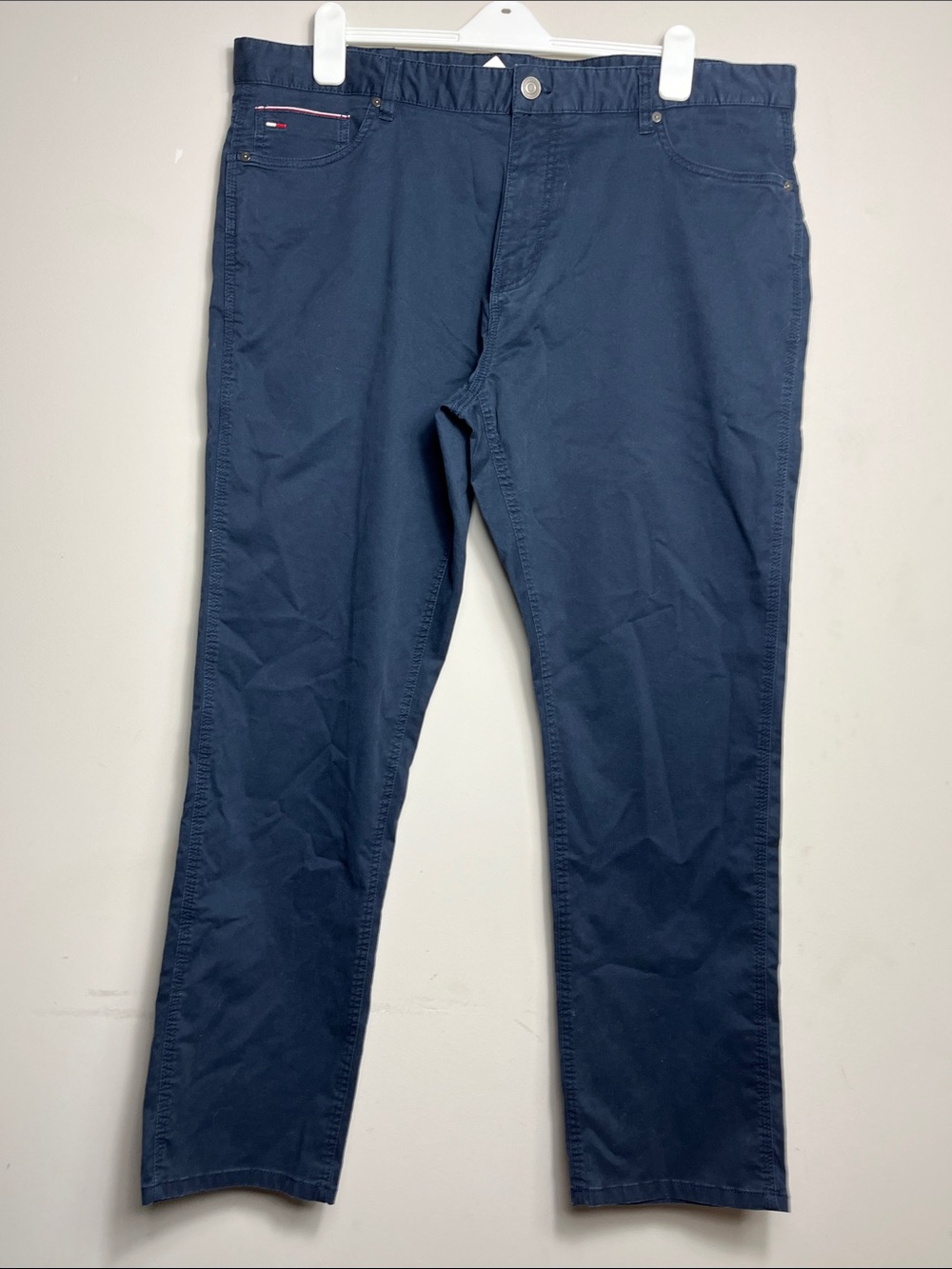Tommy Hilfiger Dark Blue Straight Fit Jeans Men’s 40/32 Classic Logo
